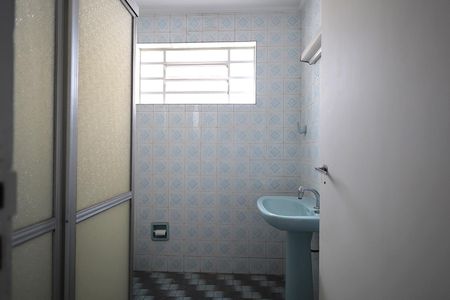 Casa à venda com 169m², 3 quartos e 2 vagasBanheiro 1