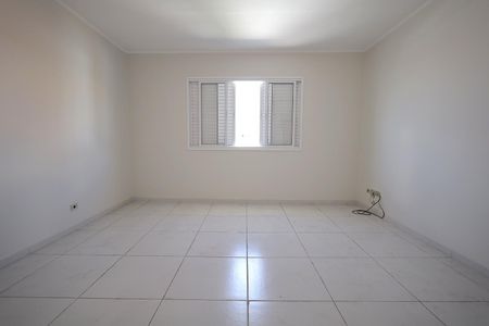 Casa à venda com 169m², 3 quartos e 2 vagasQuarto 1