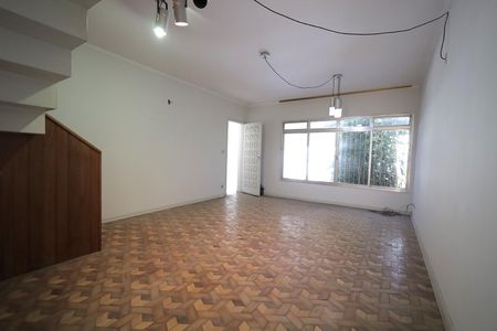 Casa à venda com 169m², 3 quartos e 2 vagasSala