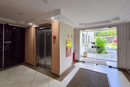 Apartamento à venda com 58m², 2 quartos e 1 vagaHall