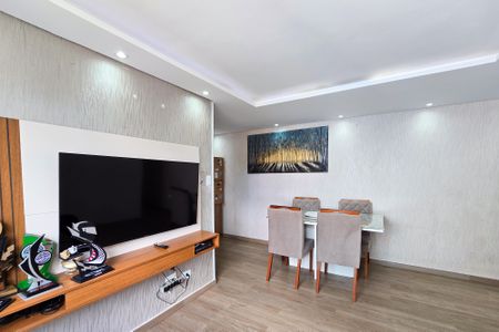 Apartamento à venda com 58m², 2 quartos e 1 vagaSala