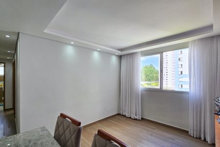 Apartamento à venda com 58m², 2 quartos e 1 vagaSala