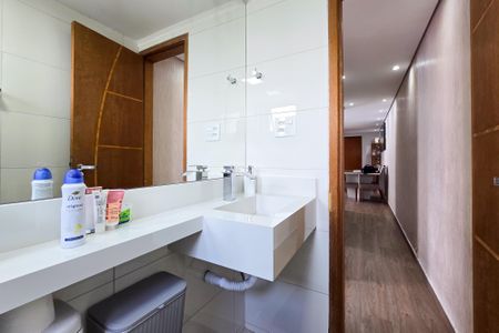 Apartamento à venda com 58m², 2 quartos e 1 vagaBanheiro Social