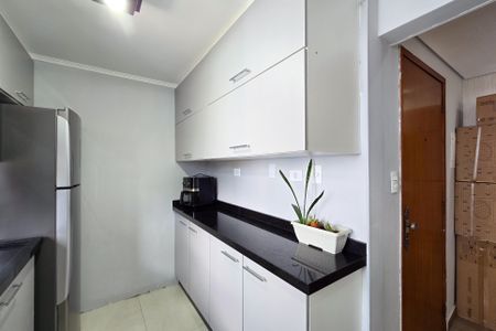 Apartamento à venda com 58m², 2 quartos e 1 vagaCozinha 