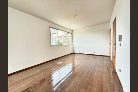 Apartamento à venda com 2 quartos, 70m² em Santo Antônio, Belo Horizonte