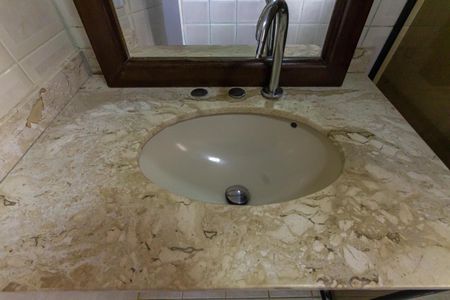 Apartamento para alugar com 72m², 3 quartos e 2 vagasBanheiro da Suíte