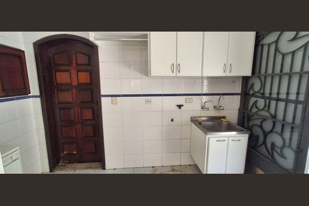 Casa à venda com 120m², 4 quartos e 4 vagasÁrea de Serviço 