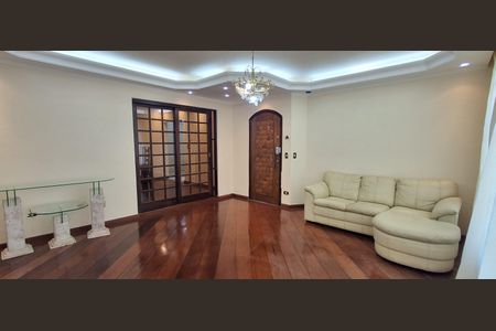 Sala de casa para alugar com 4 quartos, 120m² em Jardim Sao Caetano, São Caetano do Sul