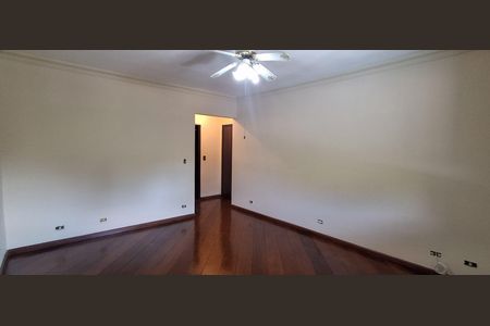 Casa à venda com 120m², 4 quartos e 4 vagasSuíte 3