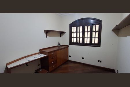 Casa à venda com 120m², 4 quartos e 4 vagasQuarto 