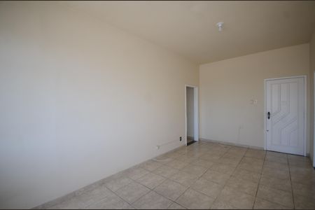 Apartamento para alugar com 80m², 2 quartos e sem vagaSala