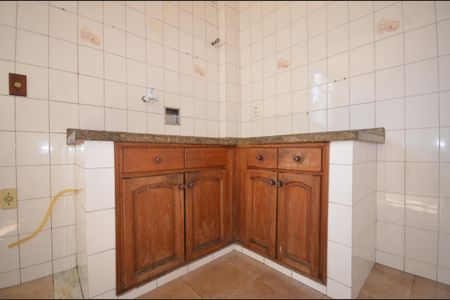 Apartamento para alugar com 80m², 2 quartos e sem vagaCozinha e Área de Serviço