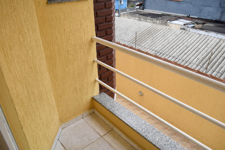Casa de condomínio à venda com 114m², 2 quartos e 2 vagasVaranda