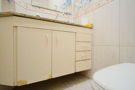 Casa de condomínio para alugar com 114m², 2 quartos e 2 vagasBanheiro da Suíte 1
