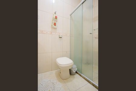 Casa de condomínio para alugar com 114m², 2 quartos e 2 vagasBanheiro da Suíte 1