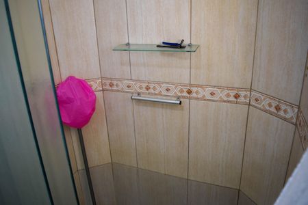 Casa de condomínio à venda com 114m², 2 quartos e 2 vagasBanheiro Suíte 1