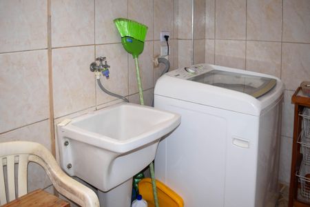 Casa de condomínio à venda com 114m², 2 quartos e 2 vagasArea de Serviço