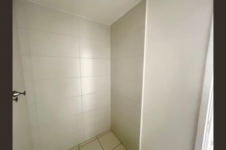Apartamento à venda com 44m², 2 quartos e 1 vagaBanheiro 