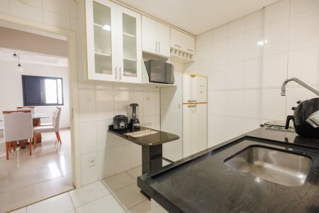 Apartamento para alugar com 90m², 2 quartos e 2 vagasCozinha