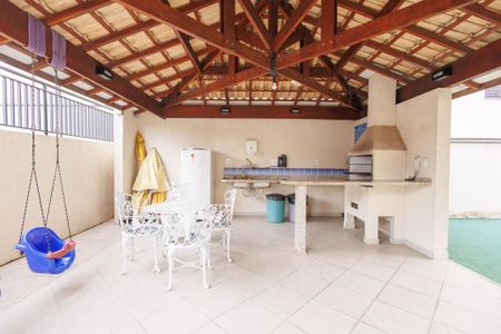 Apartamento para alugar com 90m², 2 quartos e 2 vagasÁrea comum - Churrasqueira