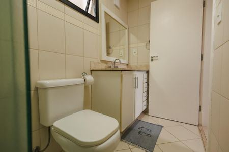 Apartamento para alugar com 90m², 2 quartos e 2 vagasBanheiro da Suíte