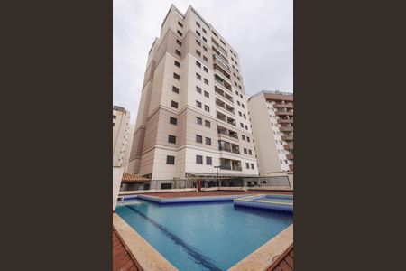 Apartamento para alugar com 90m², 2 quartos e 2 vagasÁrea comum - Piscina