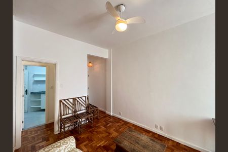 Sala de apartamento para alugar com 2 quartos, 85m² em Leblon, Rio de Janeiro