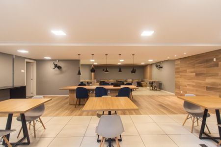 Apartamento à venda com 24m², 1 quarto e sem vaga Apartamento à venda com 24m², 1 quarto e sem vagaÁrea comum - Salão de festas