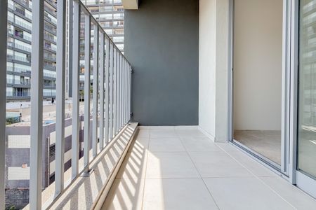 Studio à venda com 27m², 1 quarto e sem vagaVaranda