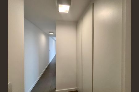 Apartamento para alugar com 98m², 2 quartos e 1 vagaCorredor