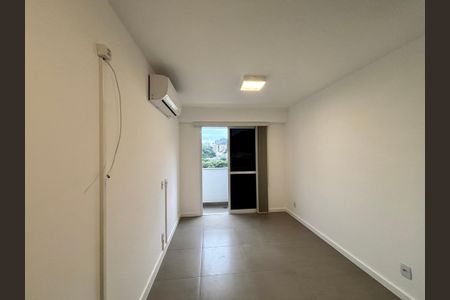 Apartamento para alugar com 98m², 2 quartos e 1 vagaSuíte 2 - banheiro