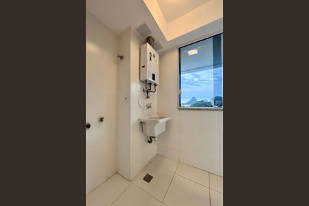 Apartamento para alugar com 98m², 2 quartos e 1 vagaÁrea de serviço