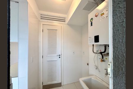 Apartamento para alugar com 98m², 2 quartos e 1 vagaÁrea de serviço