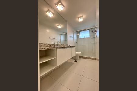 Apartamento para alugar com 98m², 2 quartos e 1 vagaSuíte 2 - banheiro