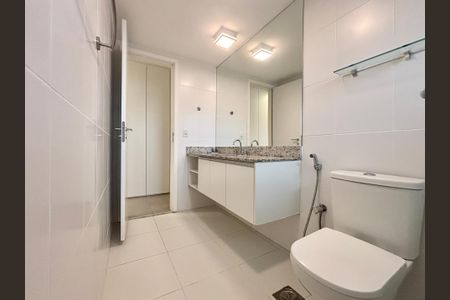 Apartamento para alugar com 98m², 2 quartos e 1 vagaSuíte 2 - banheiro