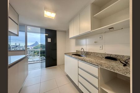 Apartamento para alugar com 98m², 2 quartos e 1 vagaCozinha