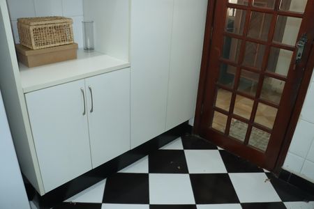 Casa de condomínio para alugar com 400m², 5 quartos e 4 vagasCozinha 2