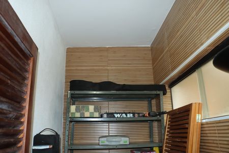 Casa de condomínio para alugar com 400m², 5 quartos e 4 vagasEdicula