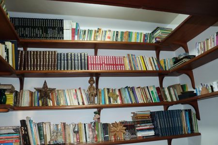 Casa de condomínio para alugar com 400m², 5 quartos e 4 vagasEscritório 