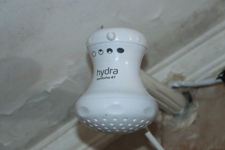 Casa de condomínio para alugar com 400m², 5 quartos e 4 vagasEdicula