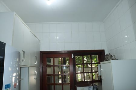 Casa de condomínio para alugar com 400m², 5 quartos e 4 vagasCozinha 2