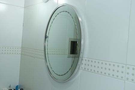 Casa de condomínio para alugar com 400m², 5 quartos e 4 vagasBanheiro de Serviço