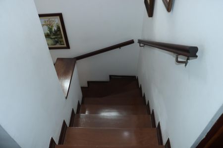 Casa de condomínio para alugar com 400m², 5 quartos e 4 vagasCorredor