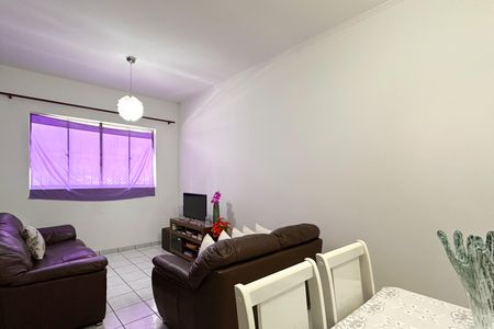 Apartamento à venda com 65m², 2 quartos e 2 vagasSala