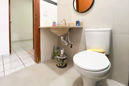 Apartamento à venda com 65m², 2 quartos e 2 vagasBanheiro Social