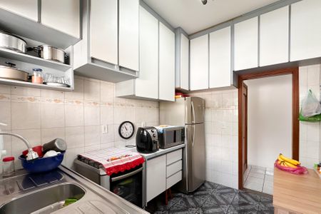 Apartamento à venda com 65m², 2 quartos e 2 vagasCozinha