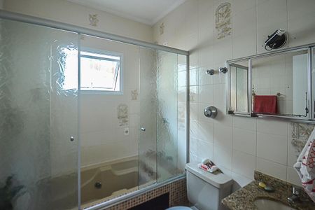 Banheiro da Suíte de casa à venda com 2 quartos, 140m² em Nova Petrópolis, São Bernardo do Campo