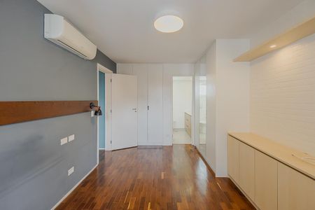 Apartamento à venda com 90m², 2 quartos e 1 vagaSuíte