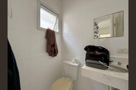 Casa para alugar com 550m², 4 quartos e 4 vagasBanheiro de Serviço