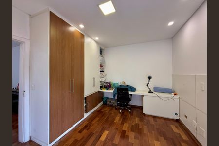 Casa para alugar com 550m², 4 quartos e 4 vagasSuíte 4